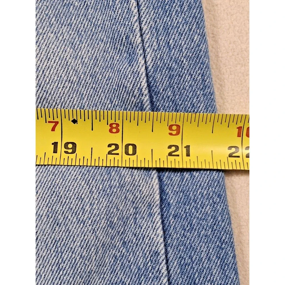 Levi’s 501 CT Jeans Women 30x32 Light Wash Distressed Tapered Denim - Picture 9 of 12